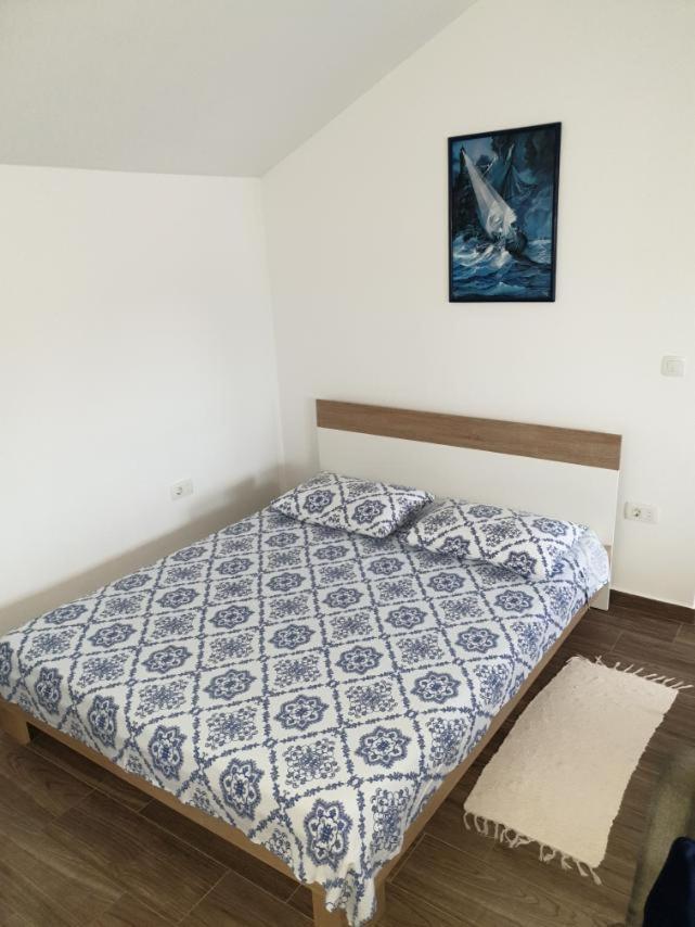 Penthouse Prvic Luka Apartamento Exterior foto