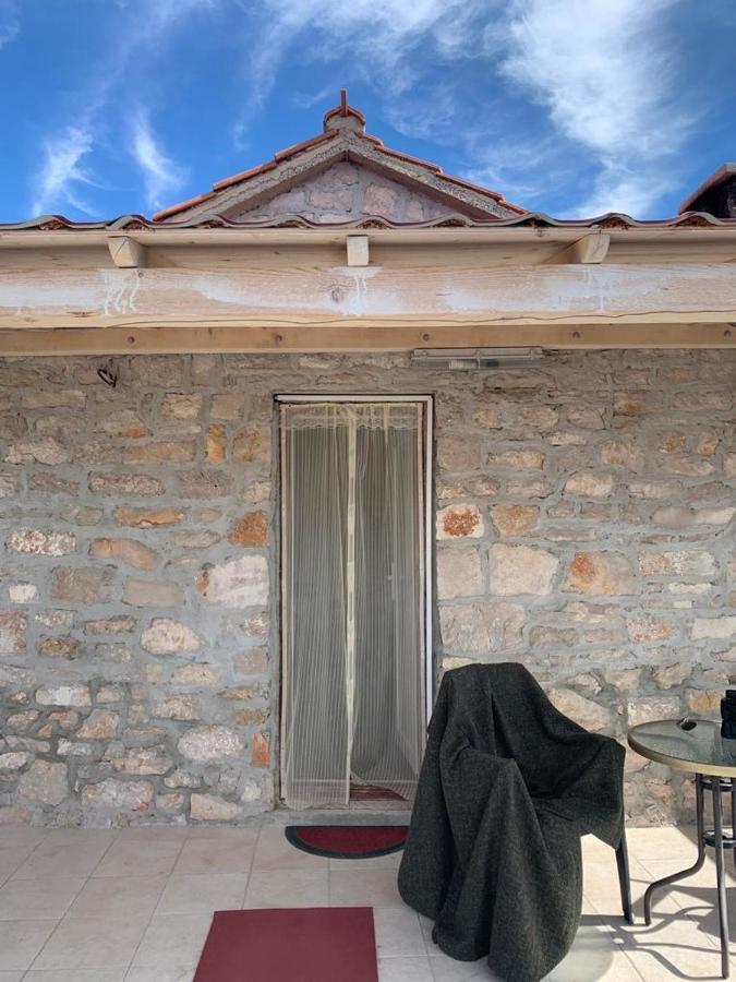 Penthouse Prvic Luka Apartamento Exterior foto