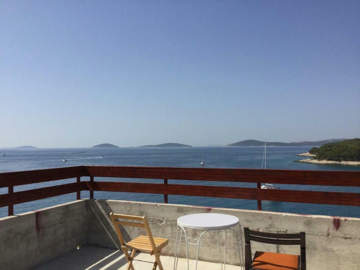 Penthouse Prvic Luka Apartamento Exterior foto